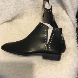 Stradivarius New Black Cutout side Booties.